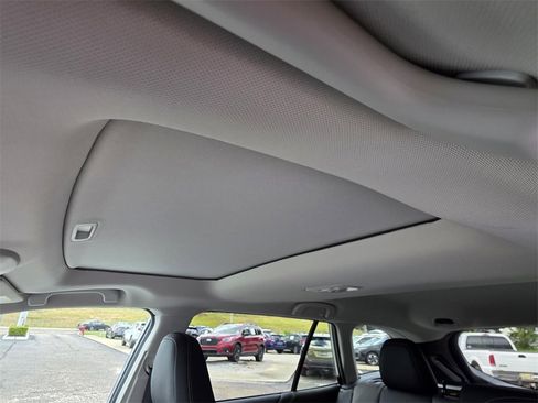 Certified 2025 Subaru Outback Onyx Edition w/ Popular Package #2 image 9