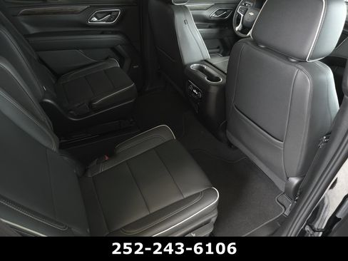 Used 2023 Chevrolet Tahoe Premier AWD/4WD image 43