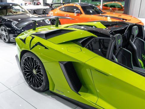 Used 2016 Lamborghini Aventador LP 750-4 Superveloce AWD/4WD image 61