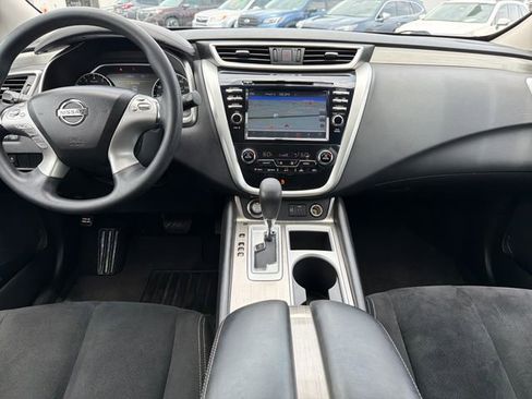 Used 2018 Nissan Murano S w/ Cargo Package FWD image 9