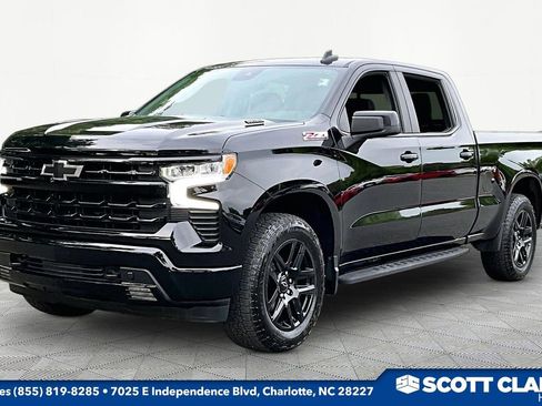 Used 2024 Chevrolet Silverado 1500 RST w/ Convenience Package II AWD/4WD image 3