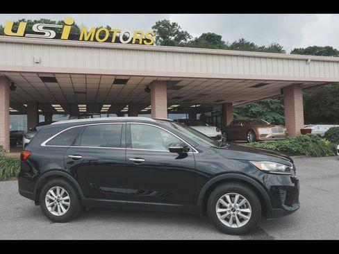 Used 2019 Kia Sorento FWD w/ LX Convenience Package image 1