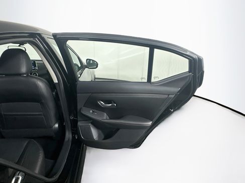 Used 2024 Nissan Sentra SR w/ SR Premium Package FWD image 29