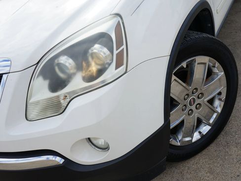 Used 2010 GMC Acadia SLT image 11