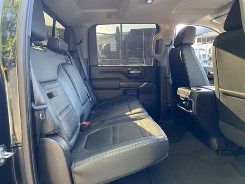 Used 2020 GMC Sierra 2500 Denali w/ Denali Ultimate Package AWD/4WD image 17