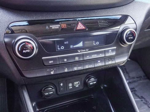 Used 2020 Hyundai Tucson Limited FWD image 19