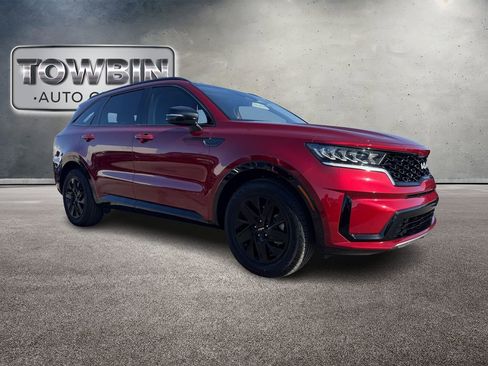 Used 2023 Kia Sorento S w/ Panoramic Sunroof Package FWD image 3