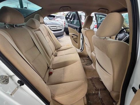 Used 2012 Honda Accord LX image 11