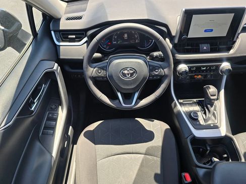 Used 2023 Toyota RAV4 XLE w/ Convenience Package AWD/4WD image 18