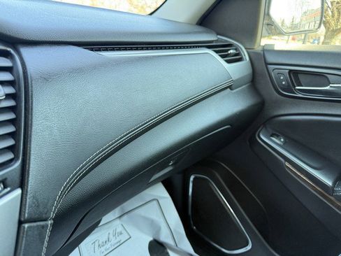 Used 2016 Chevrolet Tahoe LS image 40