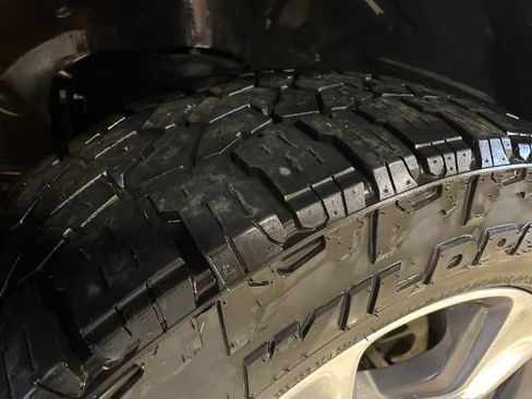 Used 2019 RAM 1500 Laramie w/ Bed Utility Group image 4