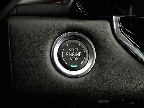 New 2026 GMC Canyon Elevation w/ Convenience Package image 8