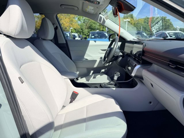Used 2024 Hyundai Kona SEL AWD/4WD image 10