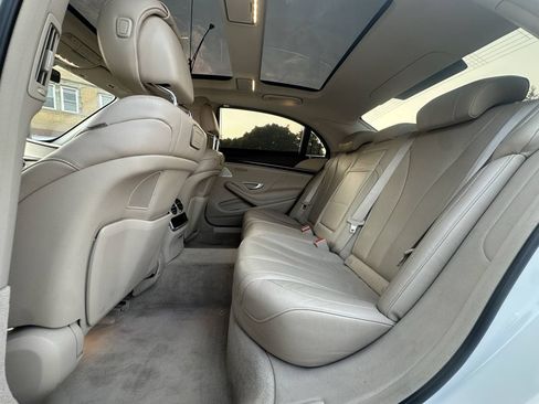 Used 2018 Mercedes-Benz S 450 Sedan image 39
