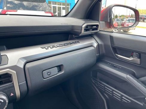 Used 2024 Toyota Tacoma TRD Off-Road AWD/4WD image 23