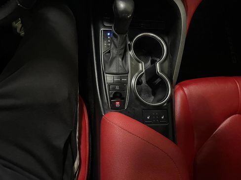 Used 2020 Toyota Camry XSE image 36