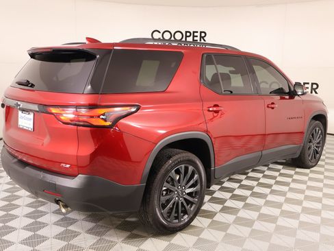 Used 2023 Chevrolet Traverse RS w/ LPO, Floor Liner Package FWD image 21