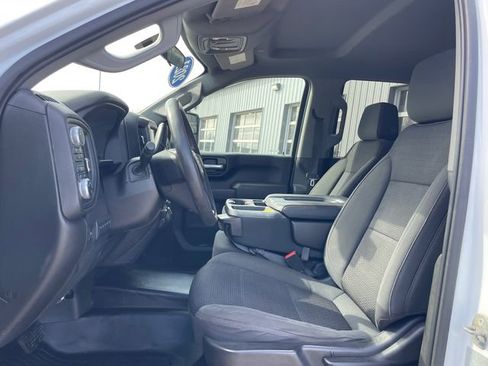 Used 2021 GMC Sierra 3500 4x4 Crew Cab w/ Gooseneck/5TH Wheel Package image 10