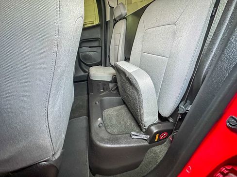 Used 2016 Chevrolet Colorado W/T w/ WT Convenience Package image 25