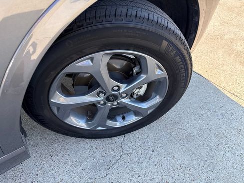 Used 2024 Ford Escape ST-Line w/ Tech Pack #1 FWD image 16