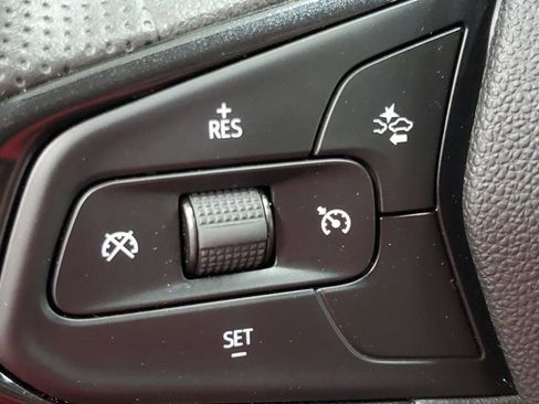 Used 2024 Chevrolet Trax LS FWD image 30
