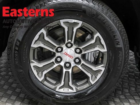 Used 2024 GMC Sierra 1500 SLT image 29