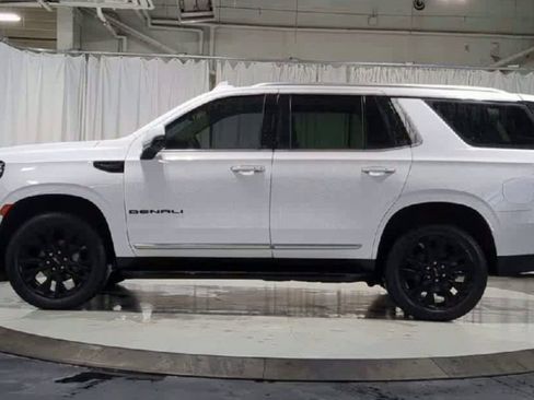 Used 2023 GMC Yukon Denali image 5