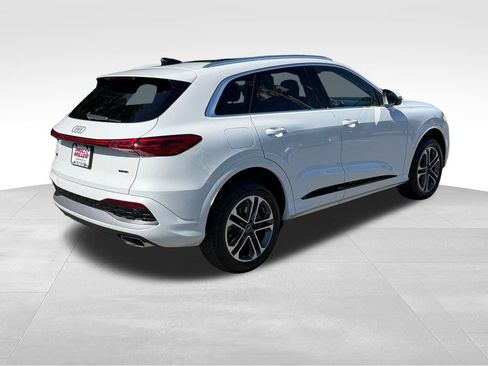 New 2026 Audi Q5 Premium AWD/4WD image 7