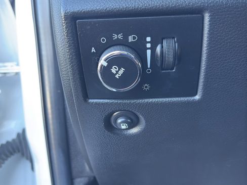 Used 2013 Jeep Grand Cherokee Trailhawk image 17