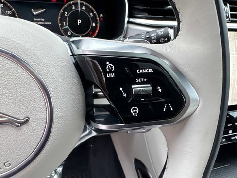 New 2026 Jaguar F-PACE R-Dynamic S image 28