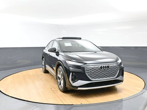 Used 2024 Audi Q4 e-tron Premium Plus AWD/4WD image 4