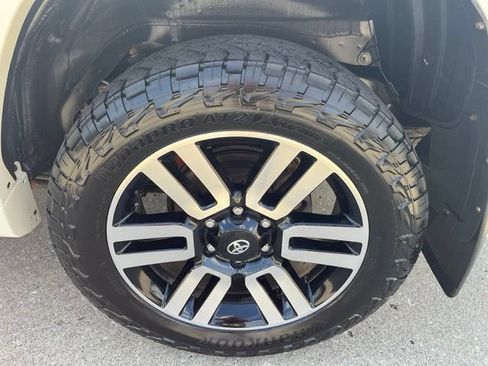Used 2023 Toyota 4Runner Limited AWD/4WD image 10