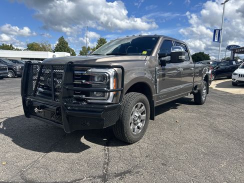 Used 2023 Ford F350 King Ranch w/ Chrome Package AWD/4WD image 8