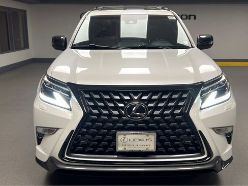 Used 2023 Lexus GX 460 Luxury w/ Sport Design Package AWD/4WD image 2