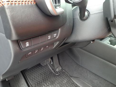 Used 2025 MAZDA CX-50 Meridian Edition w/ Apex Package AWD/4WD image 23