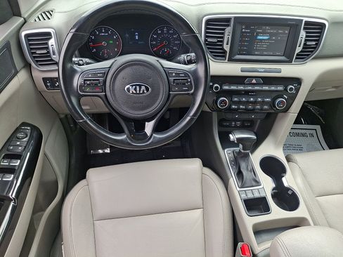 Used 2018 Kia Sportage EX AWD/4WD image 11
