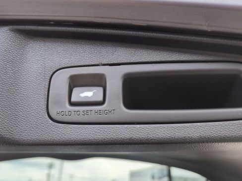 Used 2022 Honda CR-V Touring image 25