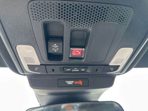 Used 2025 Honda Accord Sport image 27