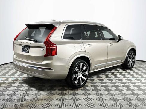 Used 2023 Volvo XC90 T8 Ultimate AWD/4WD image 7