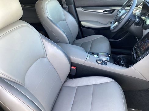 Certified 2023 INFINITI QX50 Luxe FWD image 11