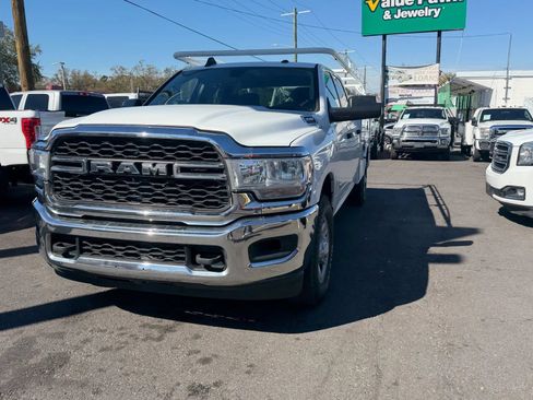 Used 2019 RAM 2500 Tradesman RWD image 3