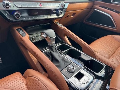 Certified 2025 Kia Telluride SX Prestige X-Line AWD/4WD image 21