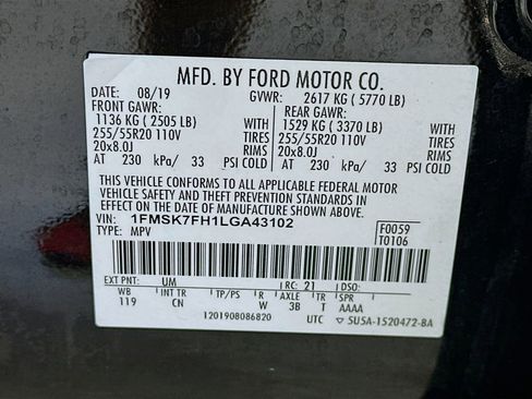 Used 2020 Ford Explorer Limited w/ Class III Trailer Tow Package RWD image 36