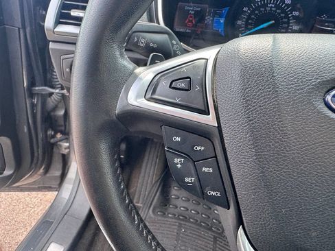 Used 2016 Ford Fusion Titanium FWD image 12