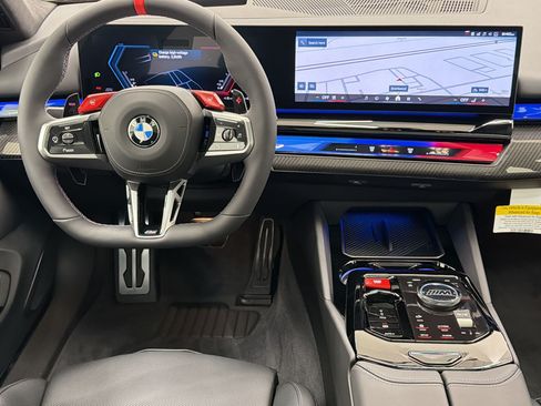 New 2026 BMW M5 w/ Executive Package AWD/4WD image 17