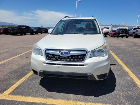 Used 2015 Subaru Forester 2.5i Premium w/ All-Weather Package AWD/4WD image 8