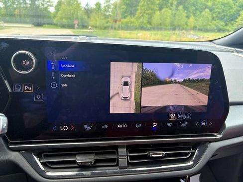 New 2026 Chevrolet Equinox EV RS AWD/4WD image 28