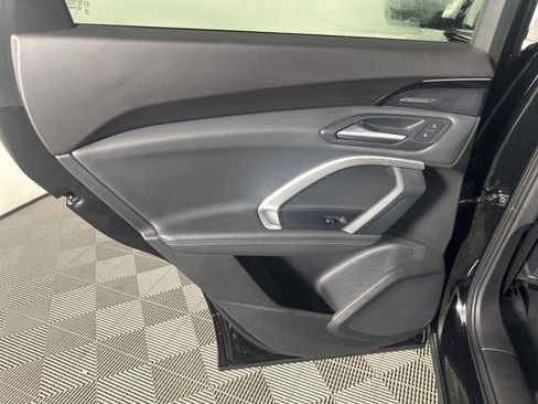 Used 2025 Audi Q5 Premium Plus w/ Premium Plus image 14