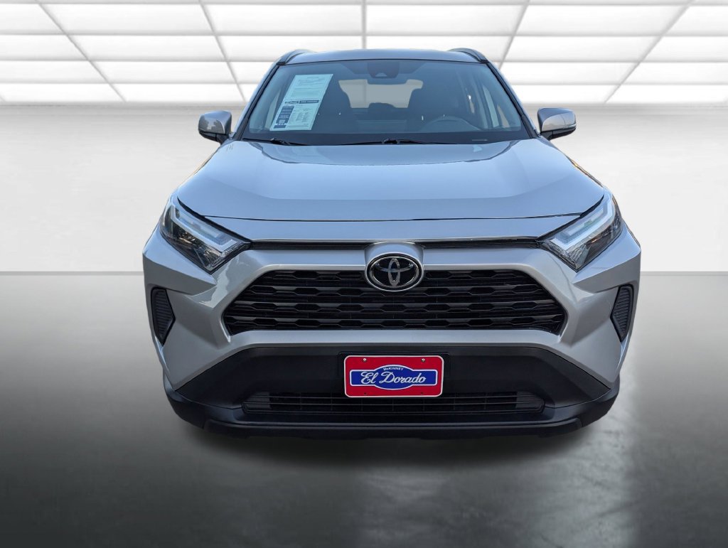 Used 2022 Toyota RAV4 XLE AWD/4WD image 22