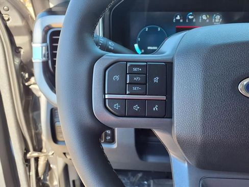 New 2026 Ford F250 Lariat w/ FX4 Off-Road Package image 16